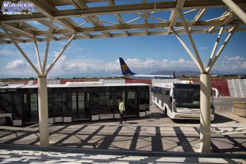 Chania: jak dojechać z lotniska krok po kroku