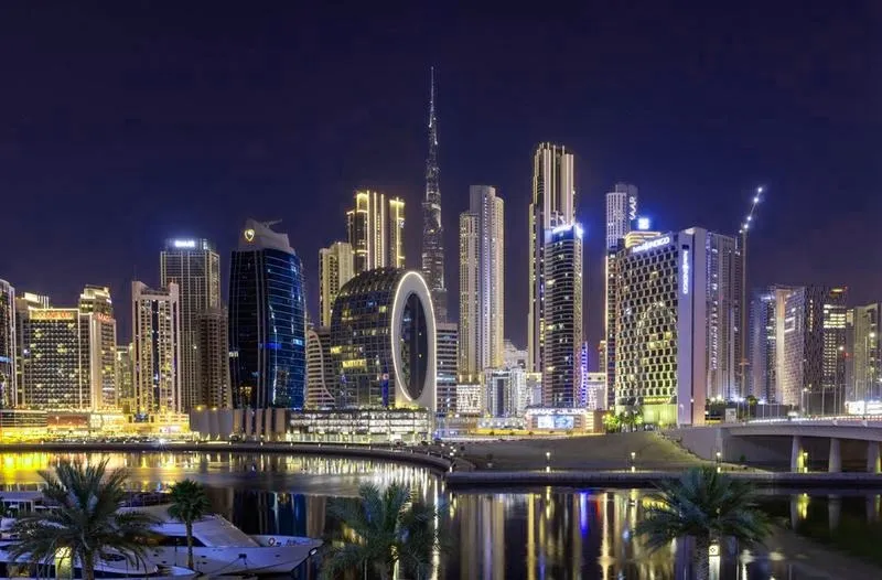 Ile czasu trwa lot do Dubaju? Sprawdź, co warto wiedzieć przed podróżą!