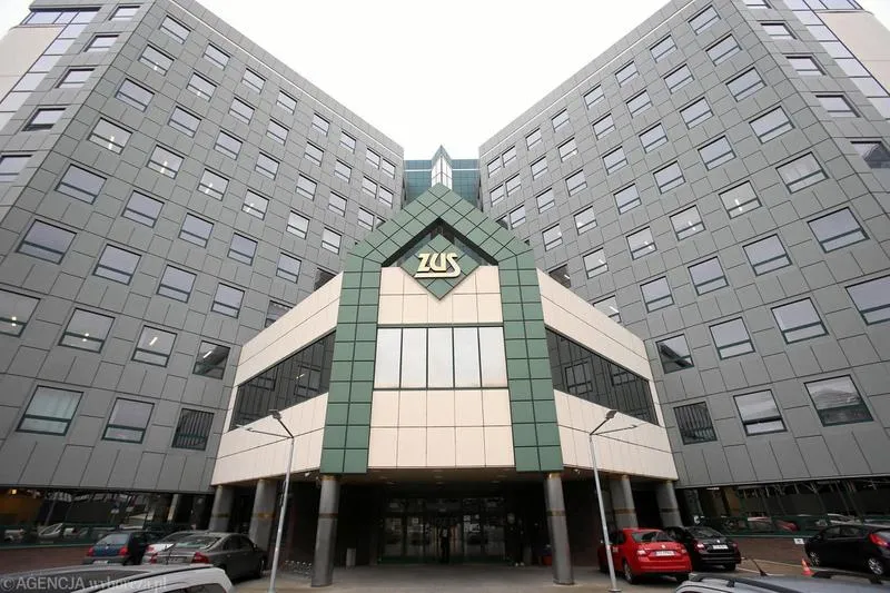 Jak łatwo dojechać na ul. Citroena w Szczecinie do ZUS?