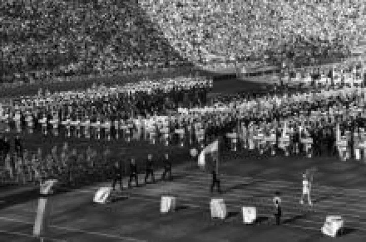 Jak długo trwa podróż samolotem z Monachium do Meksyku?