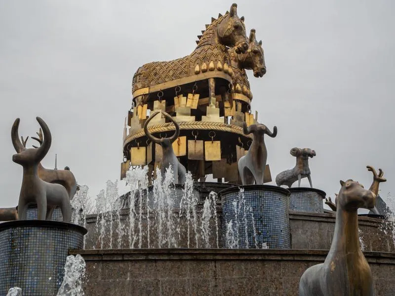 Jak długo trwa podróż samolotem z Wrocławia do Kutaisi?