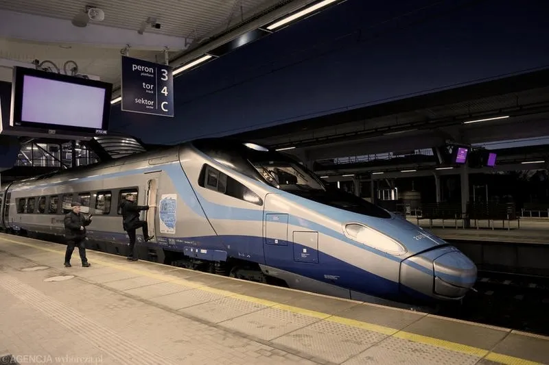 Jak zwrócić bilet na Pendolino – zasady, terminy i zwrot pieniędzy