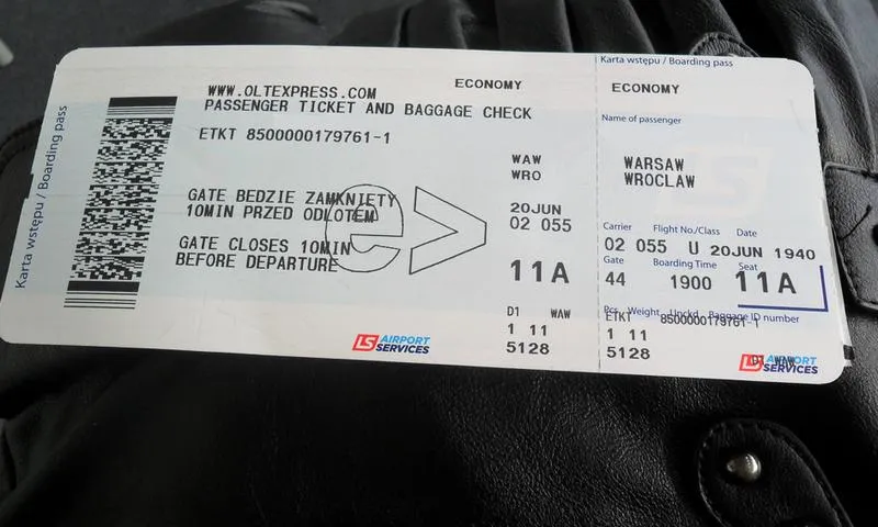 Praktyczny przewodnik: jak łatwo wydrukować bilet lotu