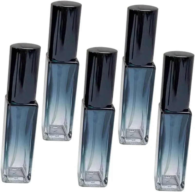 Przewożenie perfum w bagażu podręcznym – co warto wiedzieć przed podróżą?