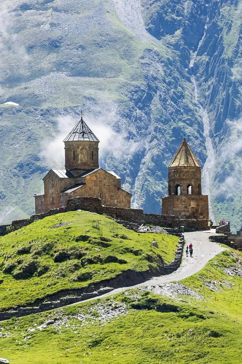 Loty bezpośrednie i przesiadki Gruzja