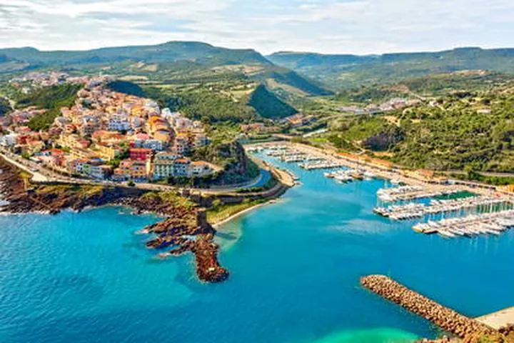 Loty bezpośrednie i przesiadkowe na Sardynię