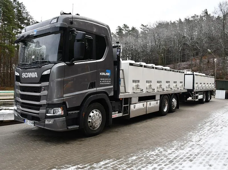 Pojemniki do transportu rybek